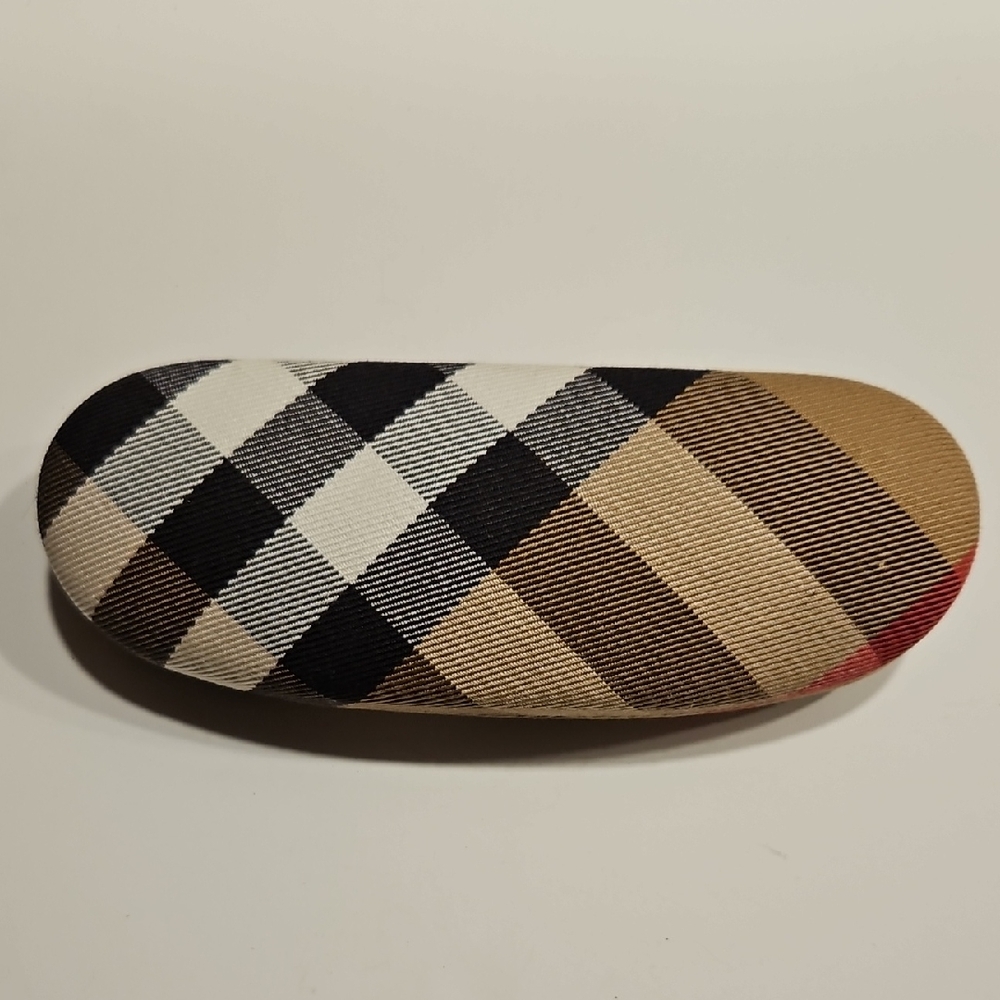 Burberry Clam Shell Eye Glass Case Nova Check Plaid 2 1/2" X 6 1/2" X 1"
